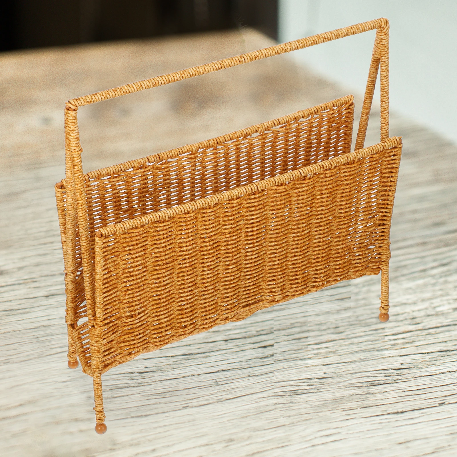 

1pcs Woven Storage Rack Plastic Rattan Magazine Holder Large Capacity Lightweight Boho Book Bin Organizer Basket Floor Stand