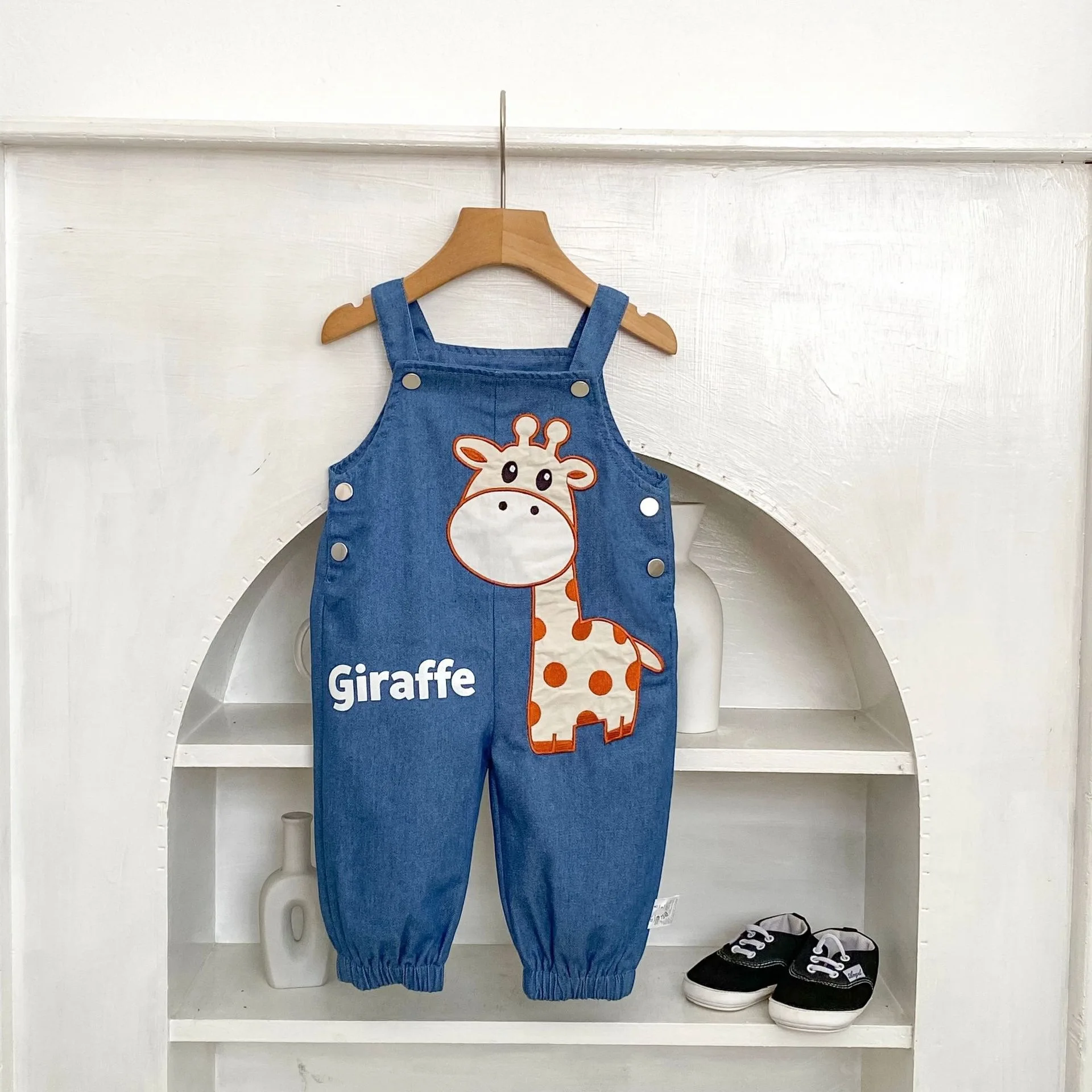 Autumn New Arrival Cute Giraffe Embroidered Overalls for Kids