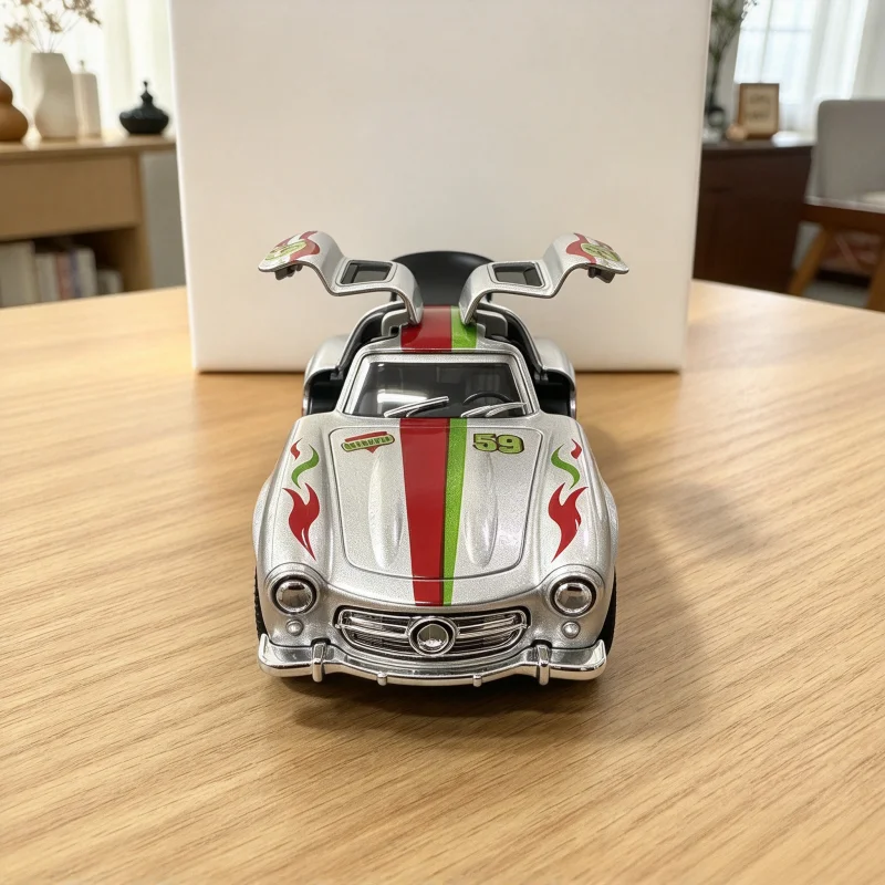 Classic Vintage Race Coupe Diecast Model, Flame Graphic Decorated Vehicle Replica, Tabletop Display Collectible Ornament