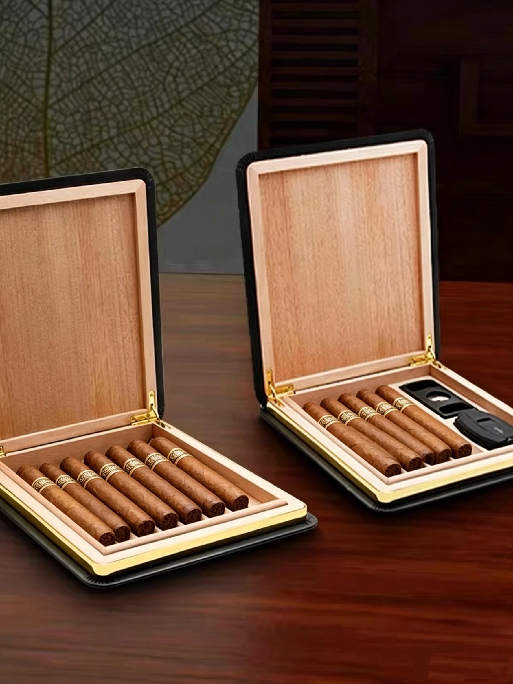Portable Cedar Wood Solid Wood Cigar Box, Accommodating 5-8 Cigar Cutters And Lighters Set Cigar Box.
