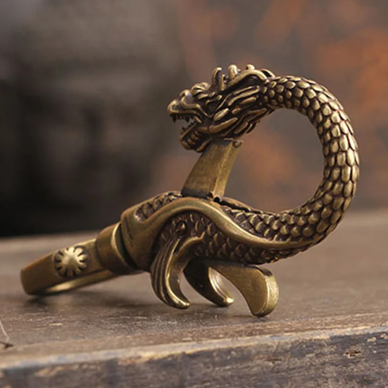 Copper Dragon Statue Keychain Antique Craft Key Chains Lobster Clasps Keyring Waist Buckle Brass Metal Vintage Home Desk Decor