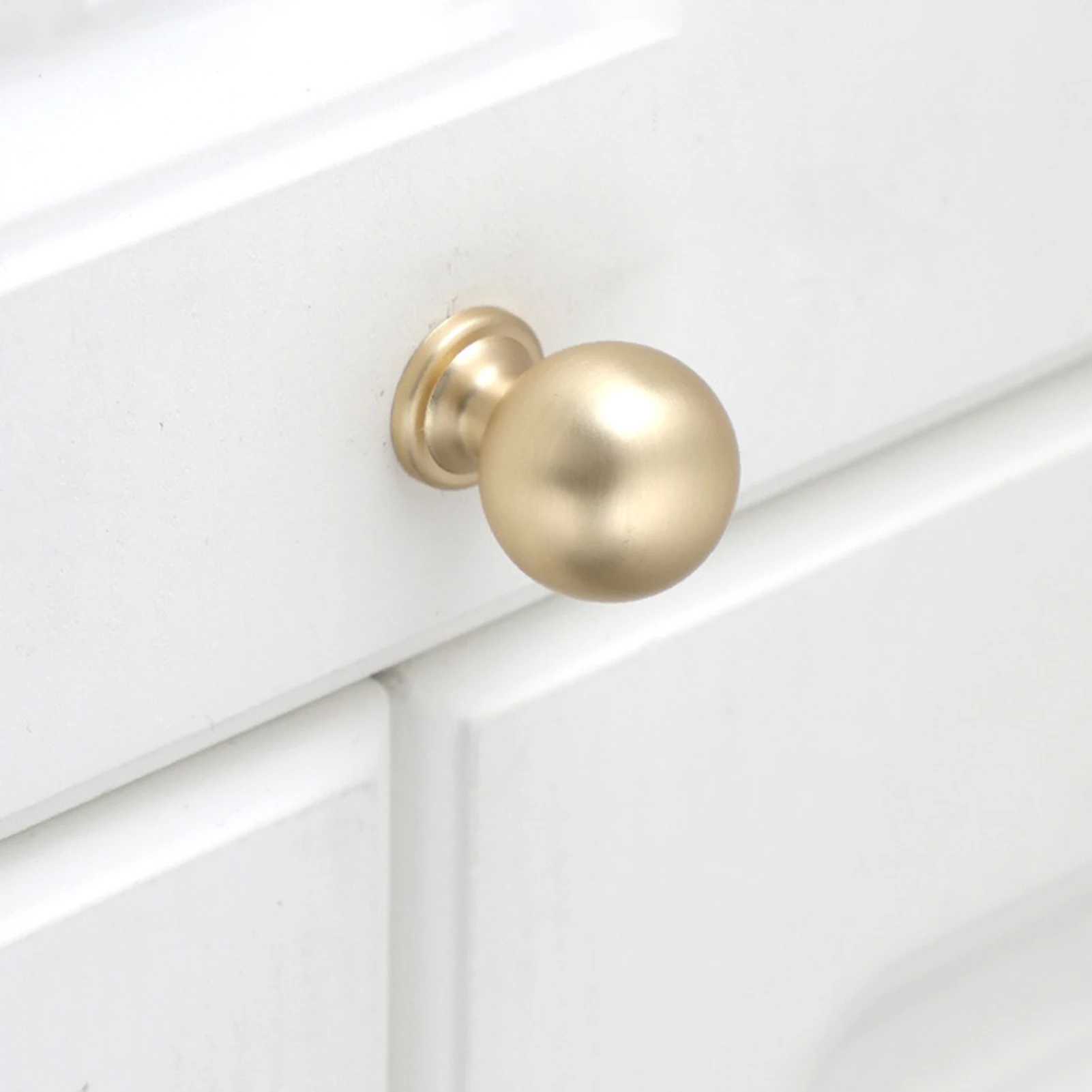 Kitchen Cabinet Hardware Knobs Durable Metal Round Cabinet Knobs Drawer Handle for Dresser Bathroom Vanity