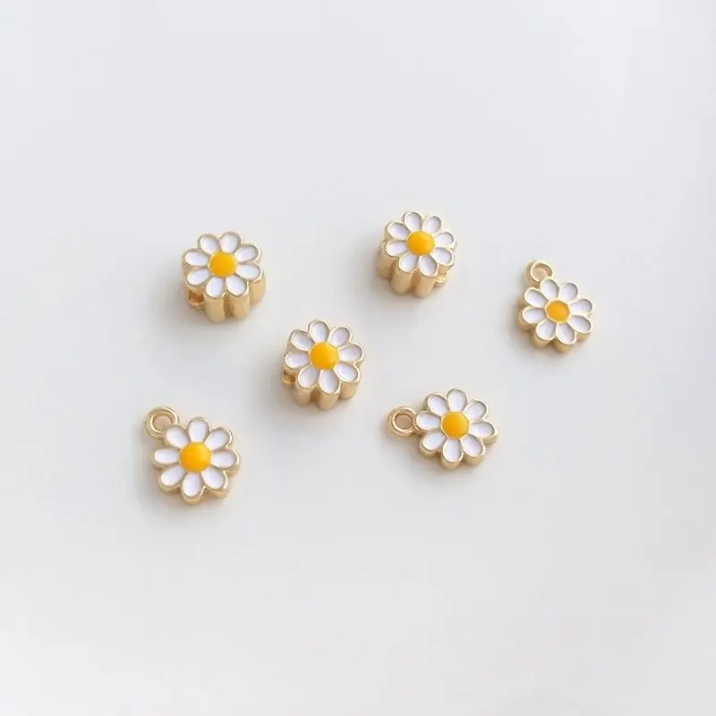 6PCS 14k Gold Plated Small Daisy Pendant Loose Beads Charms for Jewelry Making DIY Supplies Handmade Brass Accessories