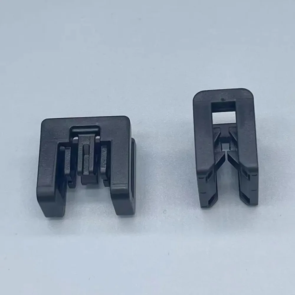 

For NISSAN New X-TRAIL New QASHQAI Front Windshield Lower Deflector Wiper Cover Plate Fixed Buckle Wear Parts
