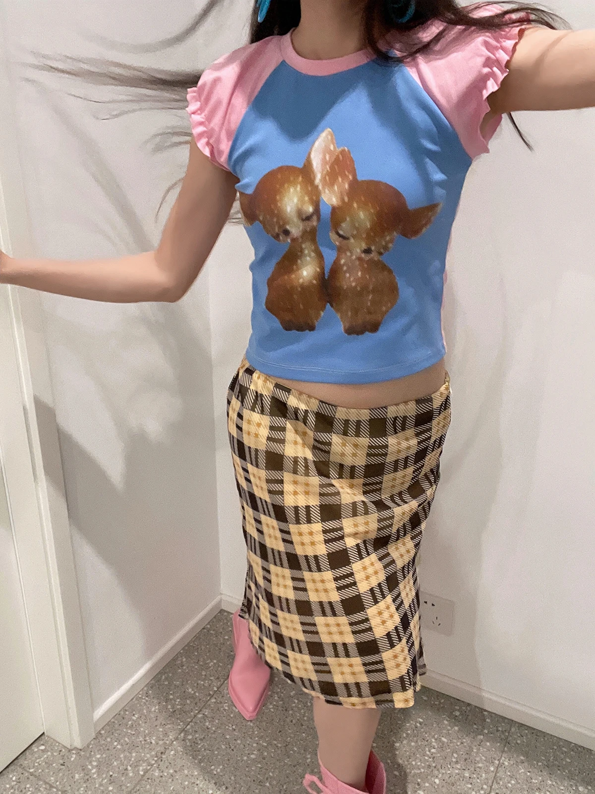 Adorable Sakura Deer Short Sleeve round Neck T-Shirt Women's Slim Fit Floral Bud Sleeve Insert Shoulder Top Sweet College Style