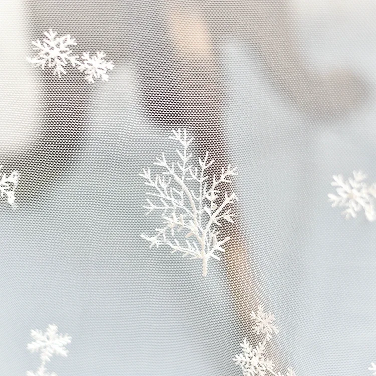 

High-End Snowflake Embroidery Lace Fabric White Mesh Wedding Veil Fashion Dress Decorative Accessories