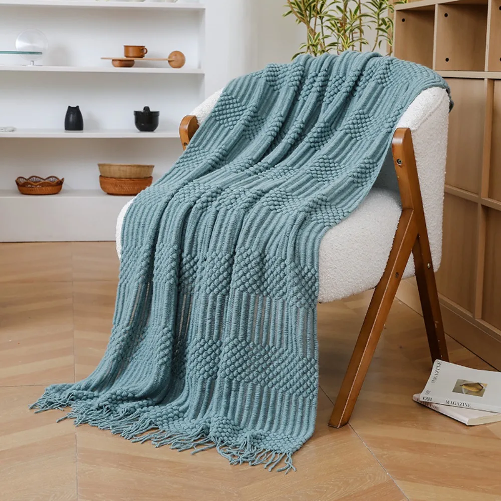 

Practical Skin-friendly Nordic Knitted Blanket Soft Breathable Throw Blanket With Tassel Sofa Plaid Blanket Office