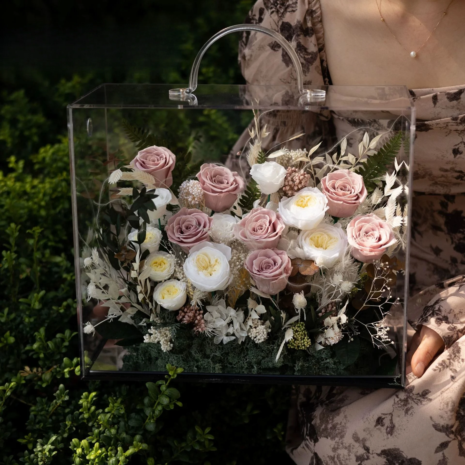 Eternal Flower Rose Suitcase Suitcase Send Girl Girlfriend Flower Box Confession Birthday Gift