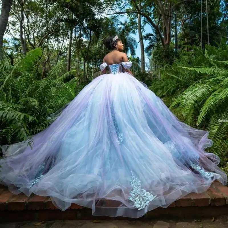 

Sky Blue Lavender Princess Quinceanera Dresses Off the Shoulder Ball Gown Sweet 16 Dress Beads Appliques Tull Party Birthday