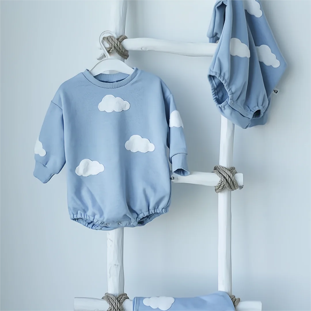 INS 2023 Spring Baby Clothes Cloud Sweatshirt Romper Baby Girl Boys Cotton Bodysuit Clothes Newborn 0 to 12 months 24M Outerwear