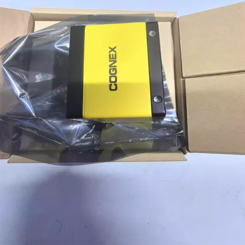 COGNEX CAM-CIC-4KL-28-G-1 ， Line Scan Camera ，High-Resolution Industrial Machine Vision Camera for Automated Inspect