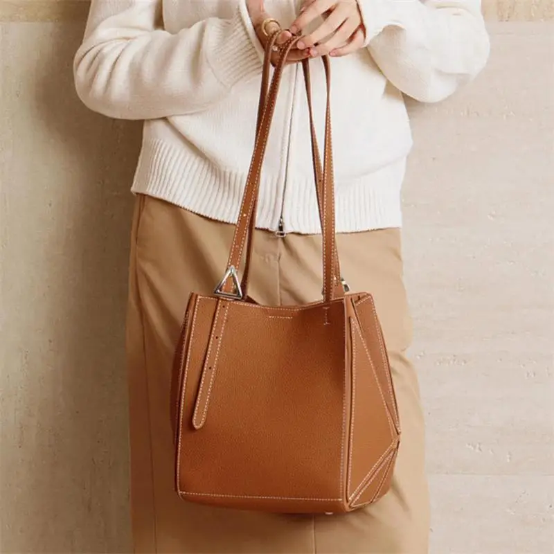 

Брендовая кожаная сумка-тоут, деформируемая сумка на плечо с геометрическим дизайном, женская роскошная большая вместительная сумка на молнии, минималистичная сумка для покупок