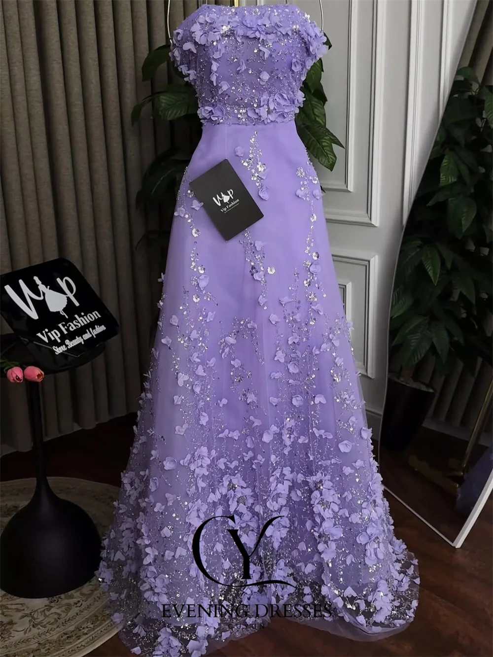 2025 쿠윤 럭셔리 여성 이브닝 드레스 스트랩리스 정교한 아플리케 프롬 드레스 맞춤형 정장 파티 가운