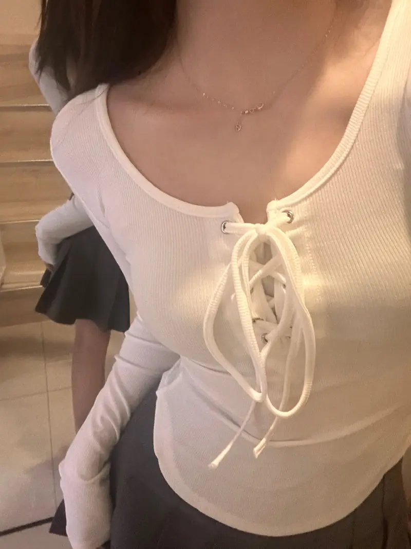 Long Sleeved T-shirt for Women in Autumn with a Vest as the Base Layer Pure Desire Style Spicy Girl Two-piece Top Set image 4