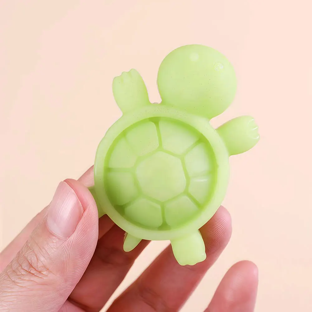 Turtles Ice Tray 3D Tortoises Sea Turtles Silicone Mold For DIY Ice Cubes Hand-Made Kitchen Baking Supplies For Kids' Activities