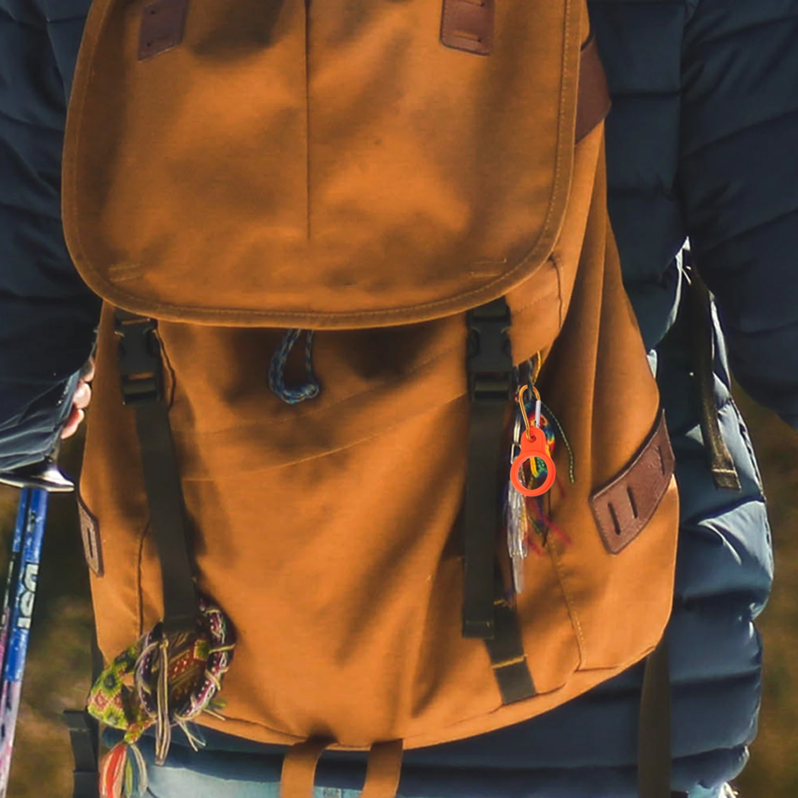 

Multi-Functional Silicone Water Bottle Buckles 6Pcs Wear-Resistant Clips for Outdoor Activities Essential Accessories