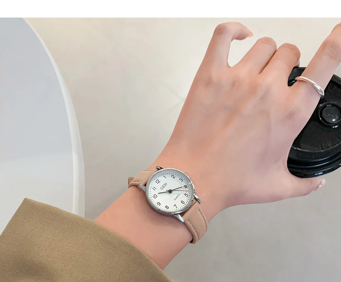 

Women's light luxury watch, small, exquisite, literary and elegant leather belt, 2025 new small dial, high-end selected watch