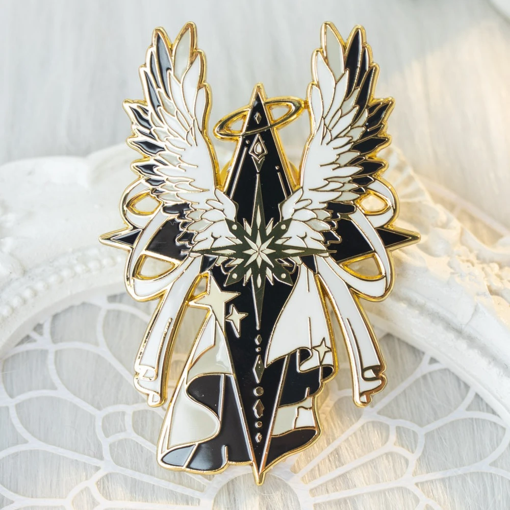 Gothic Angel Cross Enamel Pin Six-Winged Seraph Star Halo Badge Cross with Wings Enamel Pin Decoration Crafts