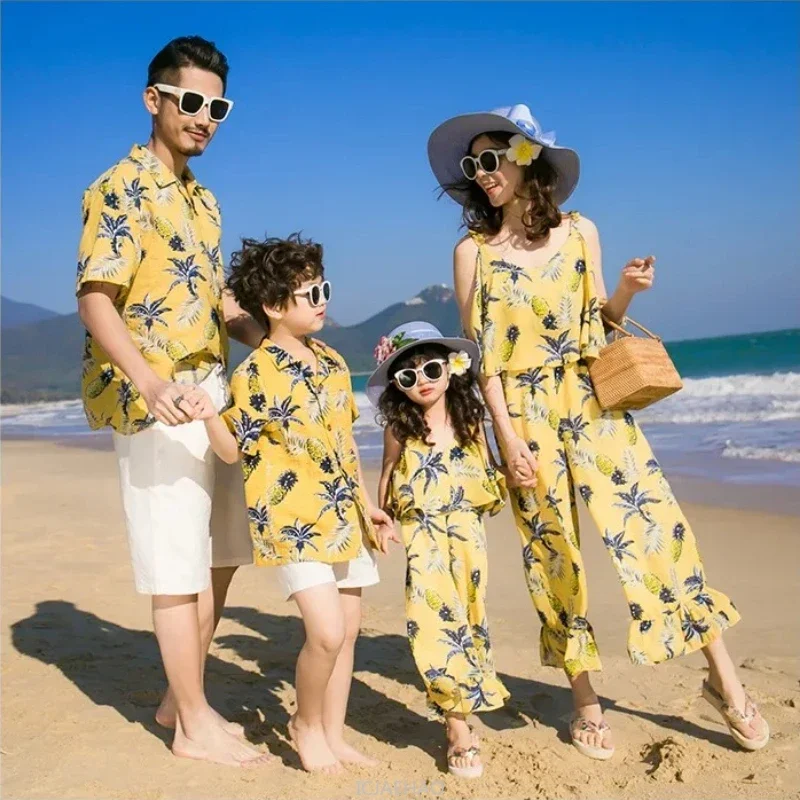 

2025 Family Shirts Set Dad Son Outfits LookSuspender Pants Resorts Holiday Vacation Mother Daughter Beach Jumpsuit Mom Girls