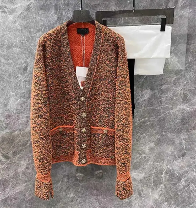 Europe and the United States women's 2024 winter new Flared long sleeve V-neck bright silk Fashion knit sweater cardigan