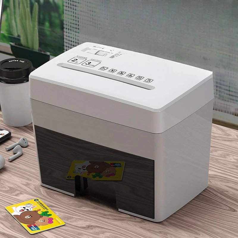 

Shredder Desktop Mini, Silent 2 * 12mm Granules Level 5 Secret Office Household Small Shredder White