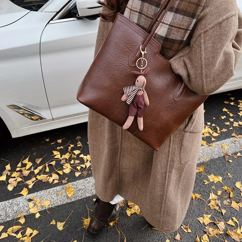 

Large Capacity Bag for Women in Autumn and Winter 2025 Fashionable and Versatile Shoulder Bag High-end Work Commuting Пакет