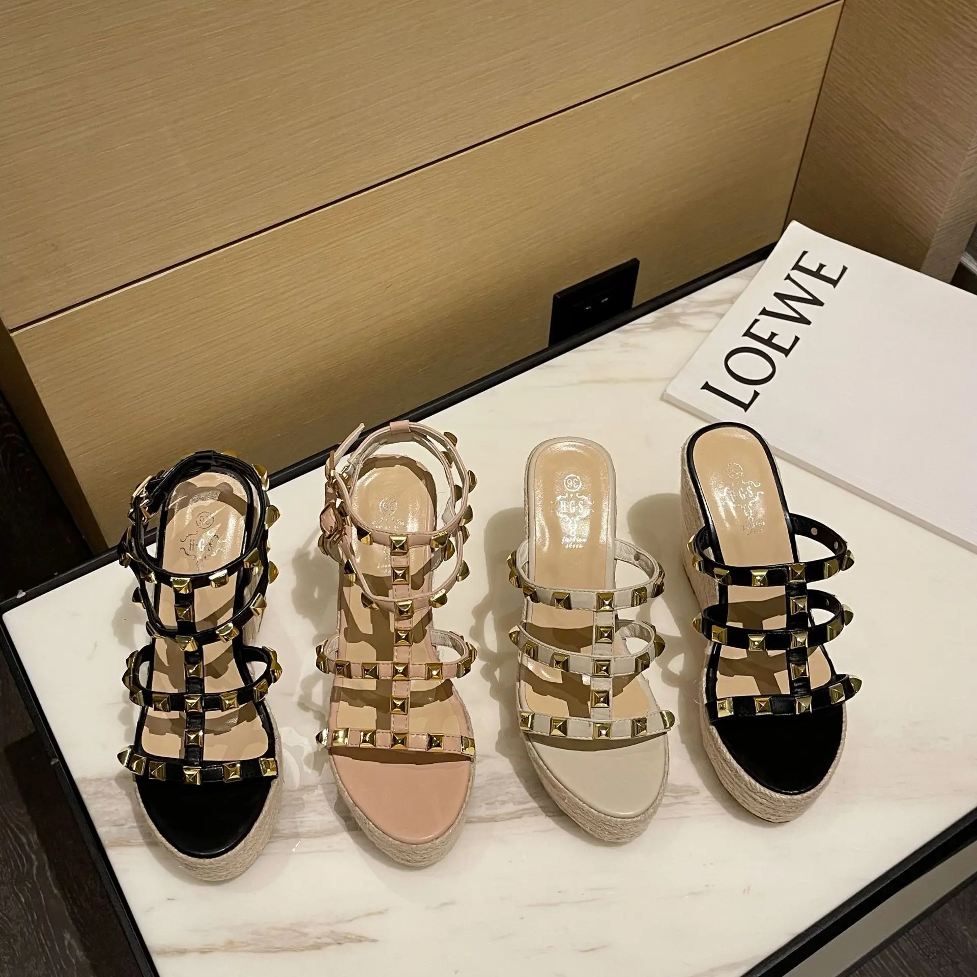 

2025 New Summer Slope Heel Roman High Heels Thick Soled Braided Rivet Toe Open Toe Sponge Cake Sandals for Women Zapatos 35-40