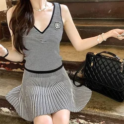 Women Summer New Vintage Black White Stripe V-neck Flower Tank Top Elastic Band High Waist Pleated Skirt Knit Two-piece Set 2024