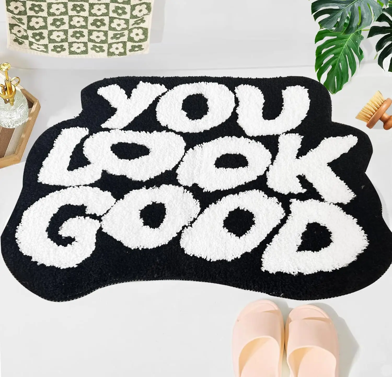 Niedliche, lustige Badematten, schwarz-weiß getuftet, „You Look Good“, Badezimmermatten, Teppich, Geschenkmatten, Wohnzimmerteppich, Teppich für lustiges Schlafzimmer