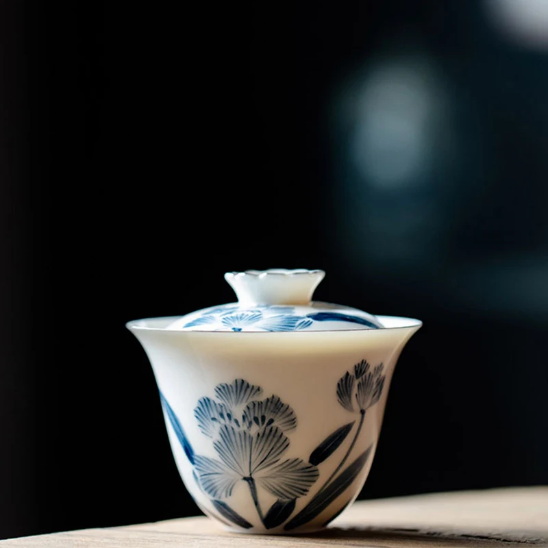 

XH071 Hand-Painted Tea Cup with Iid, Ceramic Tea Bowl, Chinese Small Tea Making Bowl, Tea Covered Bowl