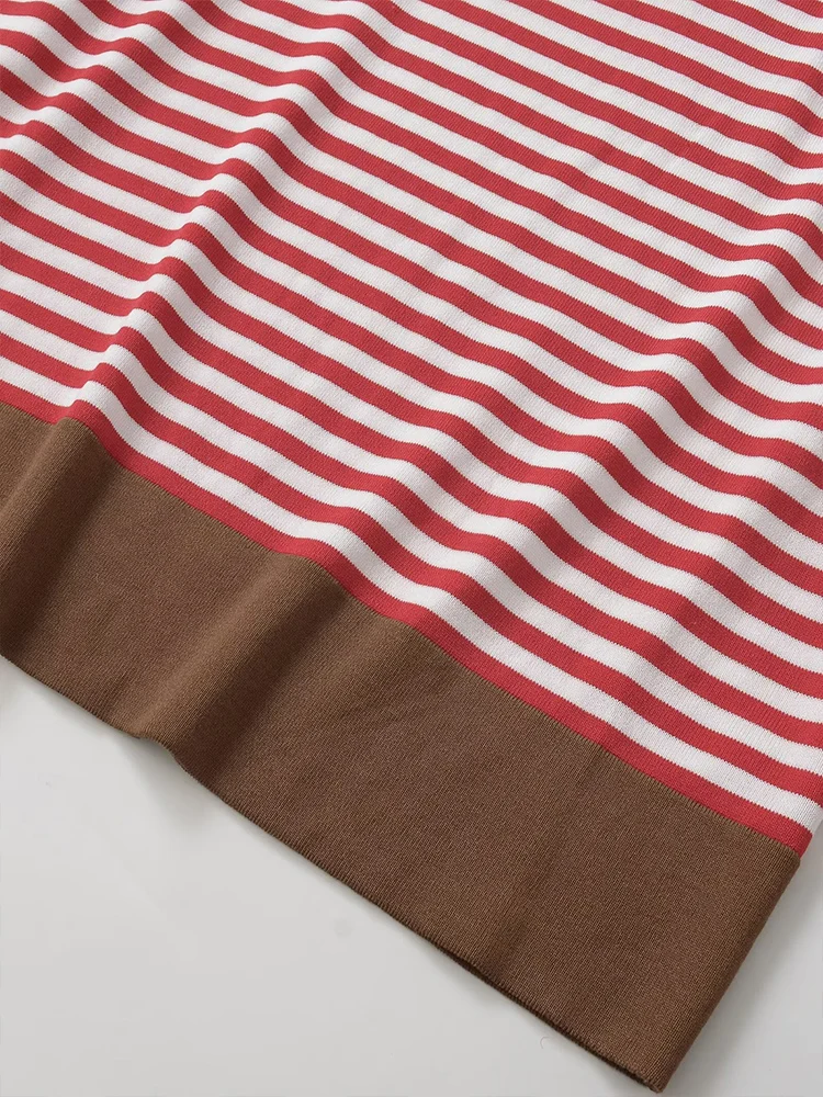 ヨーロッパとアメリカのスタイルの秋の新作ファッション、シンプルでカジュアルな女性のゆったりとしたストライプ柄の丸首長袖セーター