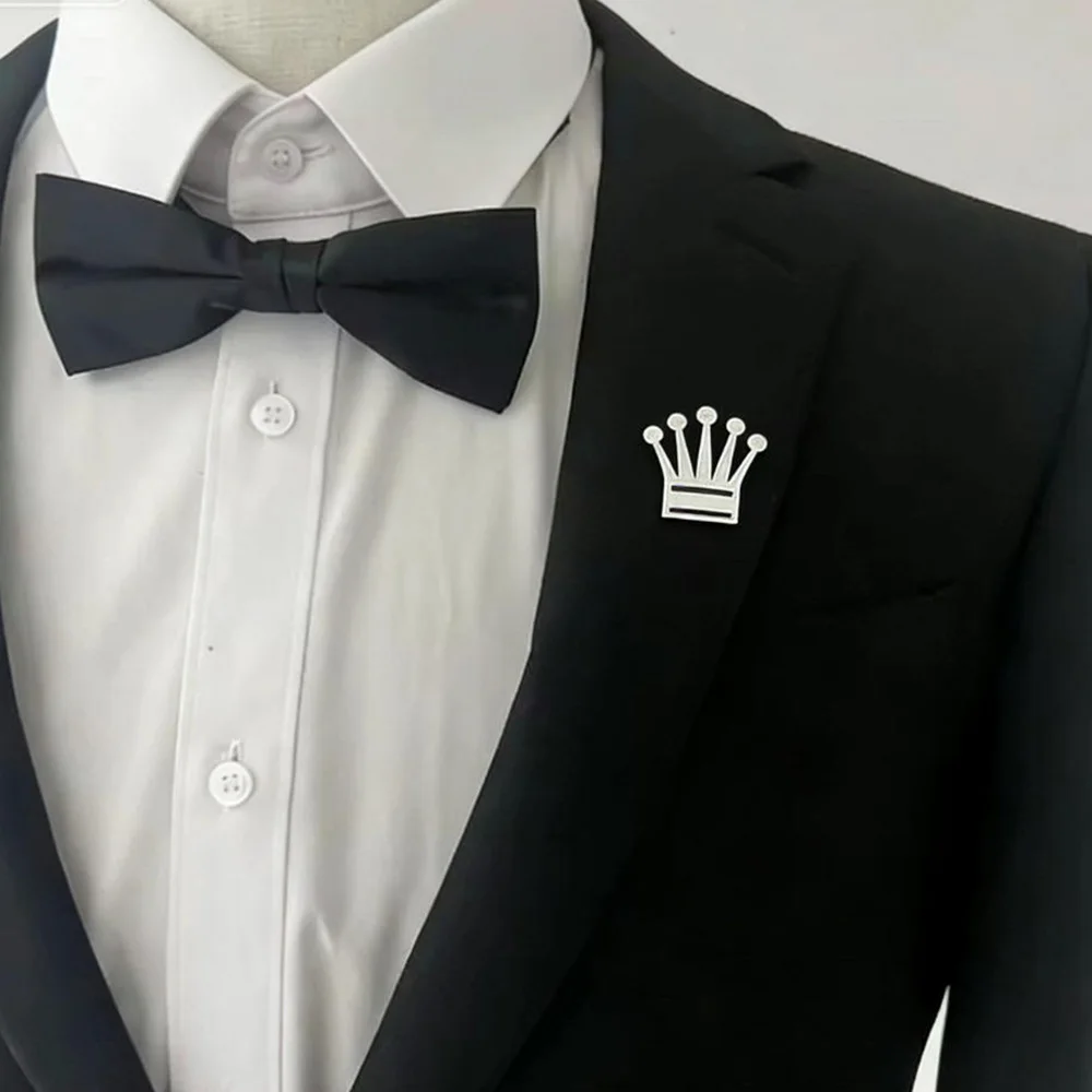 Classic Crown Totem Stainless Steel Men's Faith Mascot Decoration Bridal Shirt Accessories Dress Badge