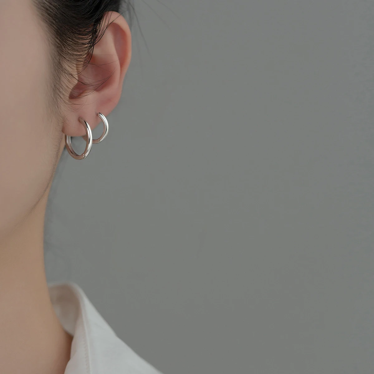 MODIAN 925 Sterling Silver Simple Circle Ear Buckle14mm - 18mm Platinum Plated Hypoallergenic Hoop Earrings For Women Jewelry