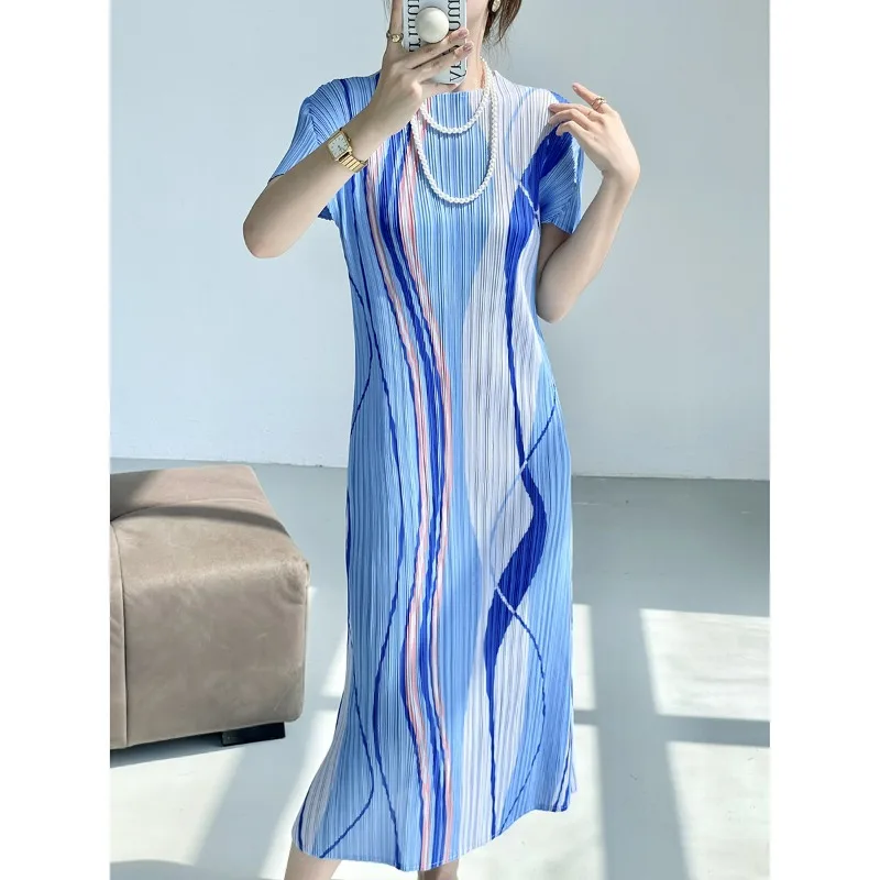 

Miyake Pleated 2024 Summer New Short Sleeve Fashion Print Dress Women's Style Loose Versatile Mid Length Dress Fashion Simple