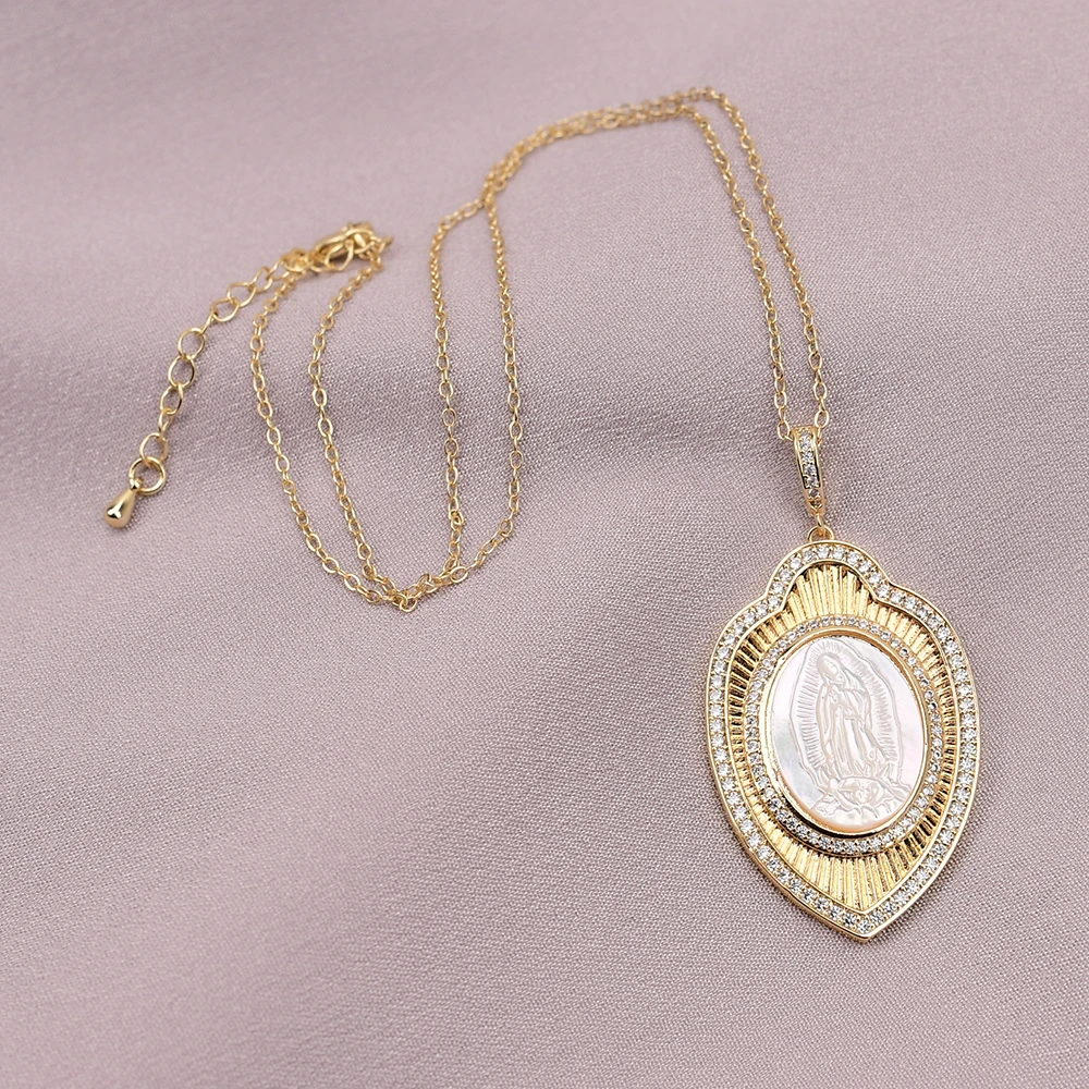 

APDGG Natural Mother Shell Pearl CZ Pendant Chain Necklace