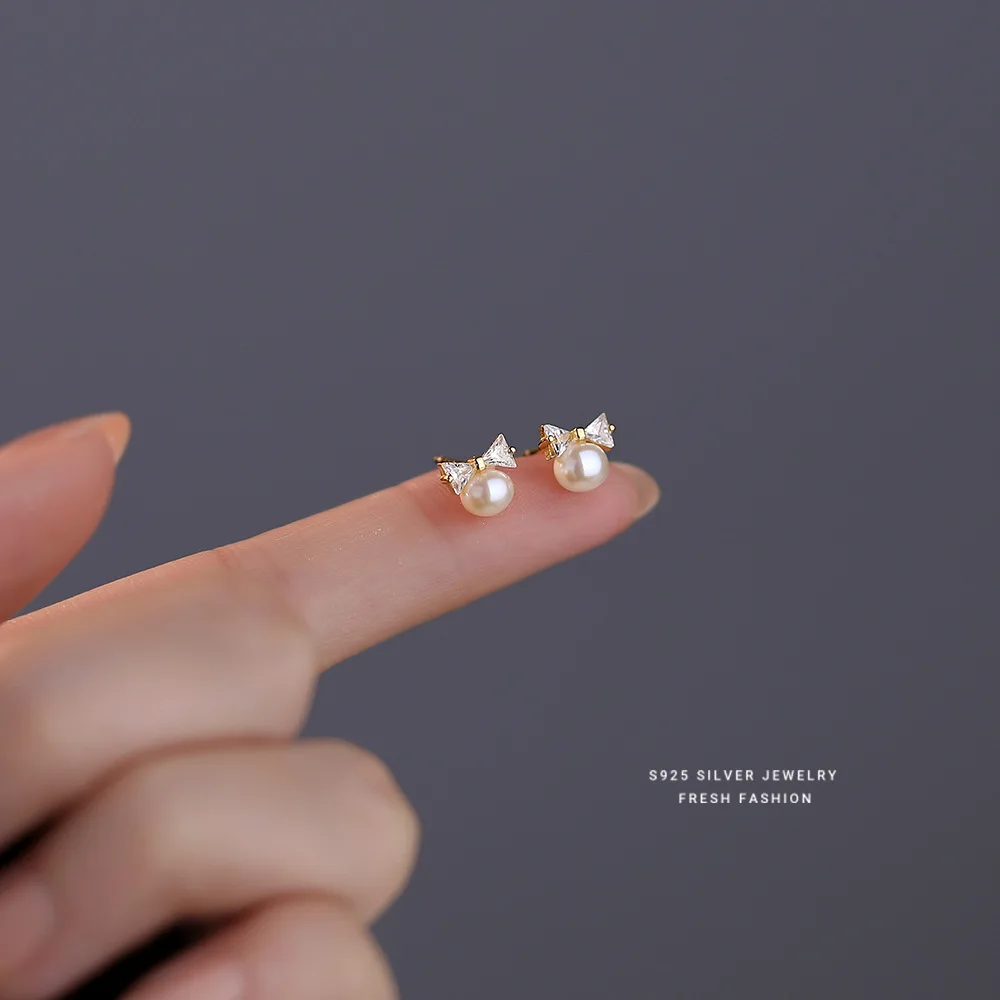 

Korea Exquisite Vintage Zircon Pearl Bow Sweet Stud Earrings for Women 925 Sterling Silver Jewelry