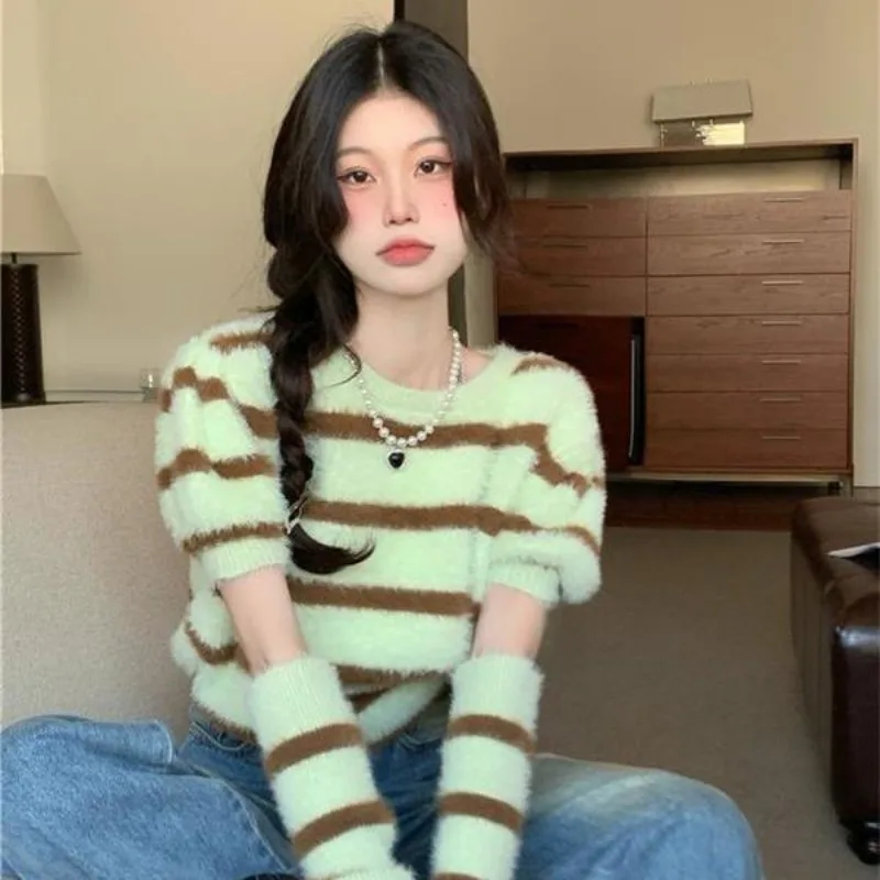 

Miiiix Japanese Fashion Striped Knitted Shirt 2024 Autumn New Style Loose Design Unique Sweet and Spicy Top Female Clothing