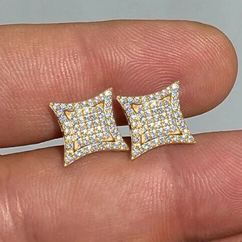 أقراط Huitan بتصميم خاص للسيدات باللون الذهبي مع مجوهرات CZ متألقة للخطوبة وإكسسوارات عصرية متعددة الاستخدامات