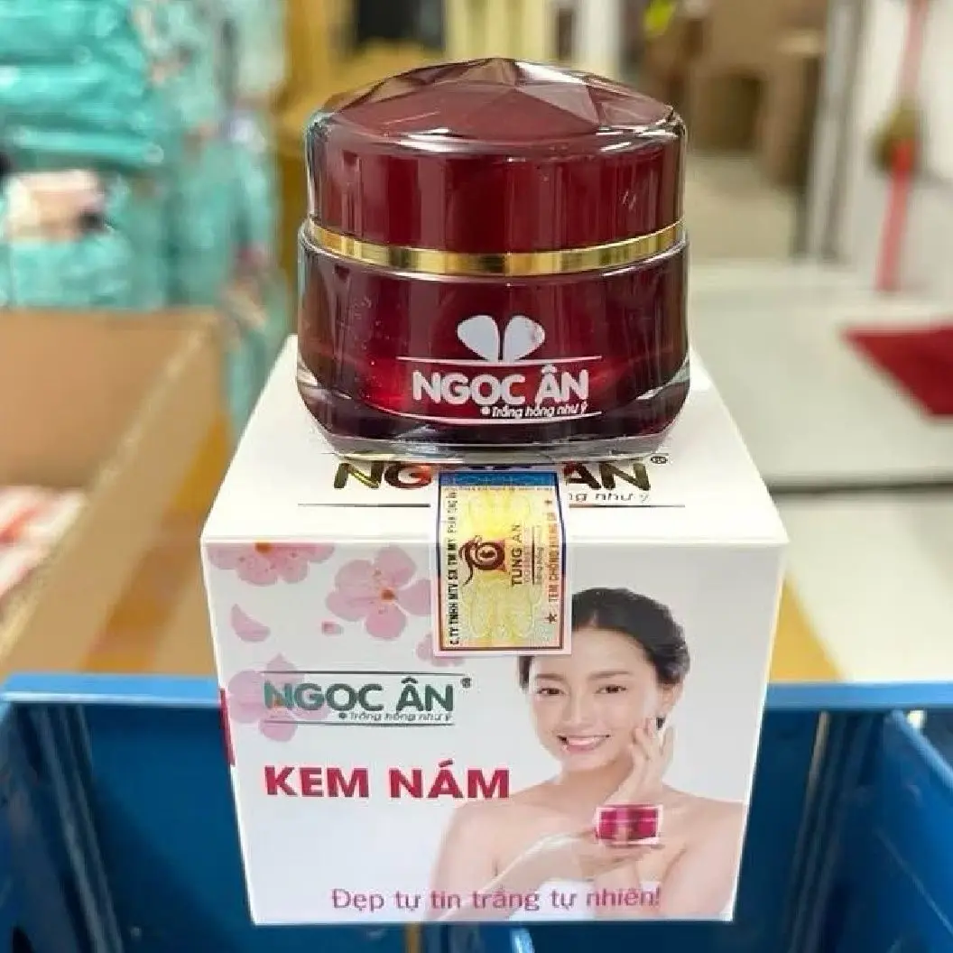 Vietnam Face Cream ngoc an kem Trang da chong nang 12g