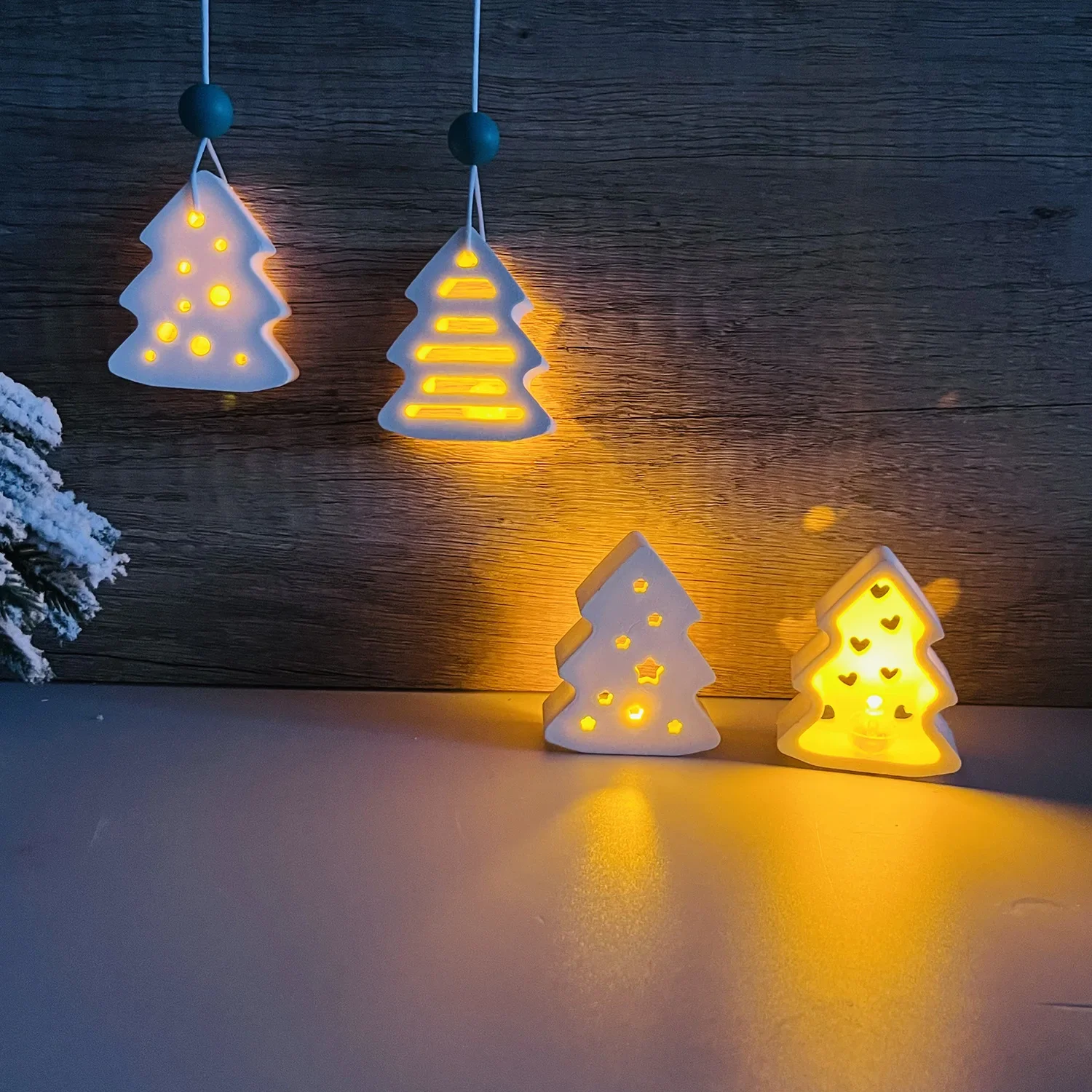 4-hole Christmas Tree Atmosphere Decorative Lamp Mold Xmas Tree Plaster Ornament Mold Candle Aromatherapy Dropping Decor Mould