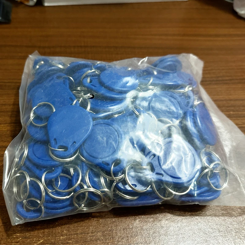 100 個 13.56MHz RFID UID キーフォブ書き換え可能 0 ブロック UID タグ書き換えコピー機ライターデュプリケータコピー IC カード