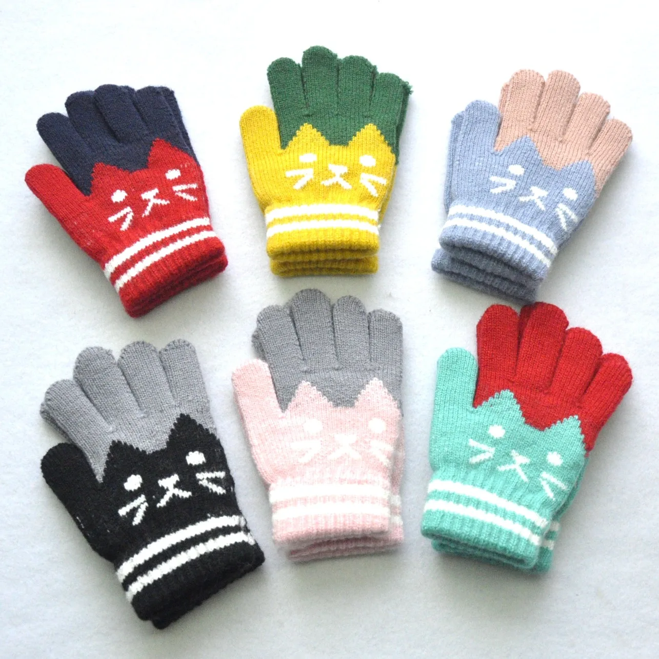 Cute 6-11Y Children Thickened Warm Gloves For Students Winter New Cat Knitted Mittens Outdoor Knitting Cycling Skiing Gloves