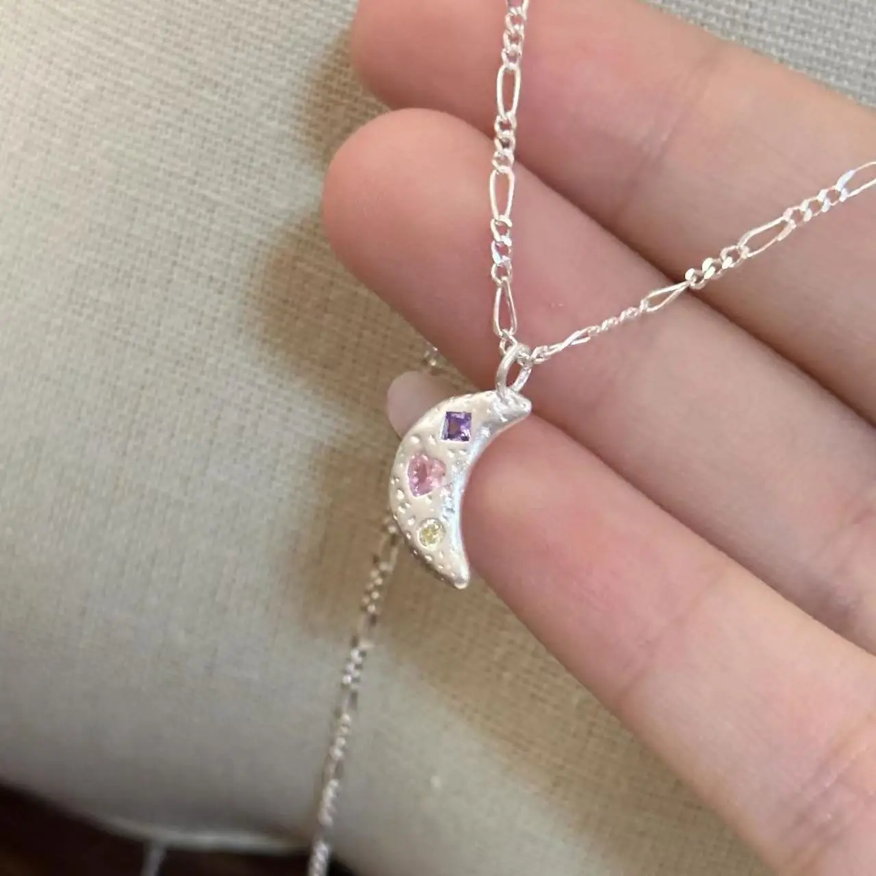 2025 Korean Silver Color Croissant Pendant Necklaces For Women Girls Fashion Creative Clavicle Chain Charm Necklace Jewelry