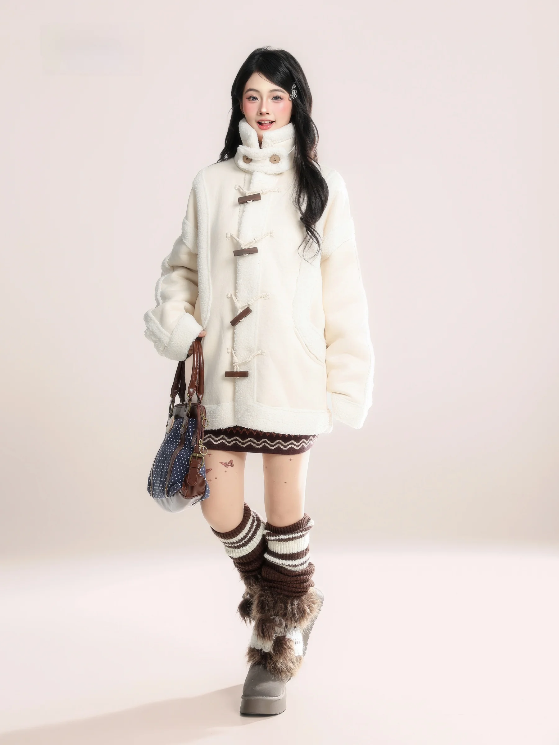 韓国風厚手ラムファースエード継ぎ継ぎ綿入りレディース冬用スタンドカラー一体型レザーファーコットンジャケット