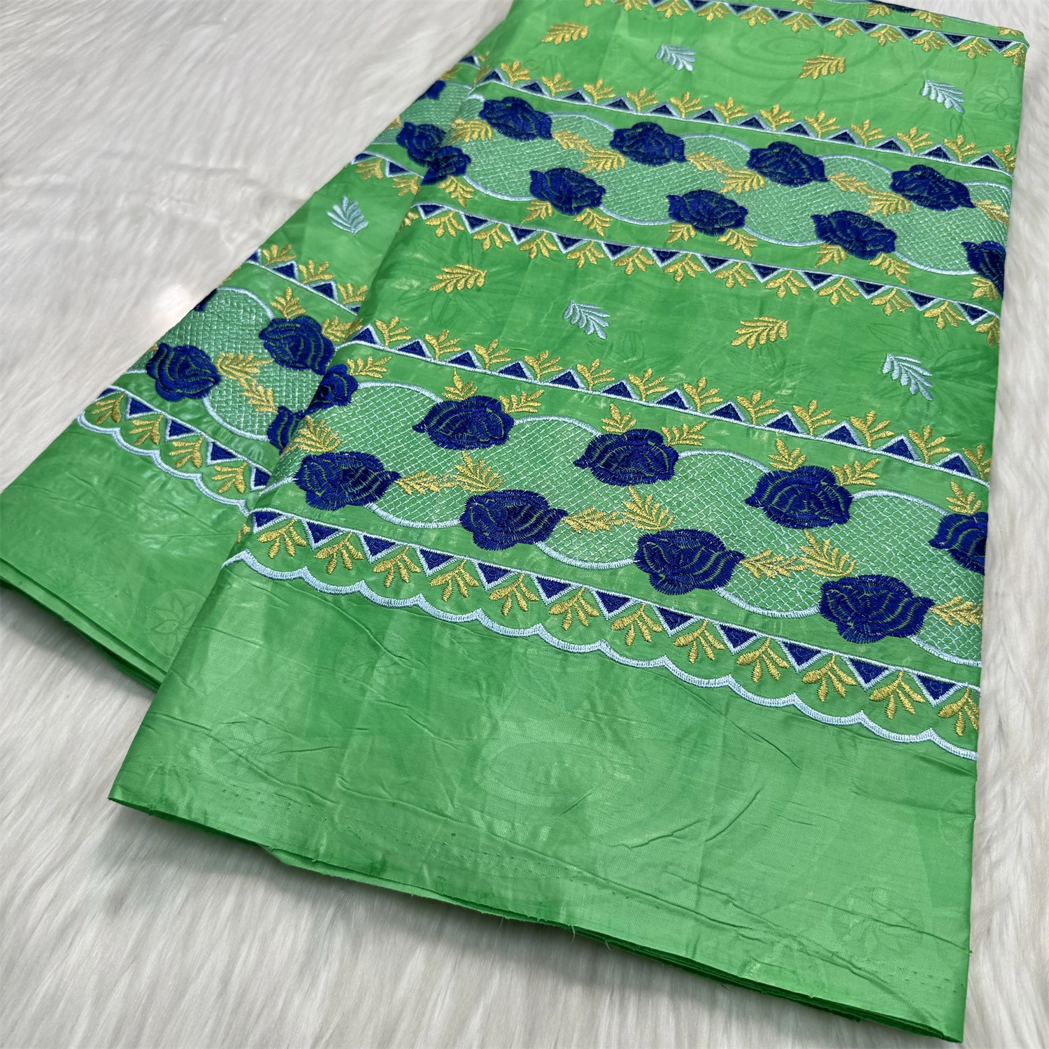 New Cheap Pure Color Luxury Dress Fabrics African Sewing Material Bazin Brode Tissues 2026 Wedding Party Tissus Coton 5Yards/Lot