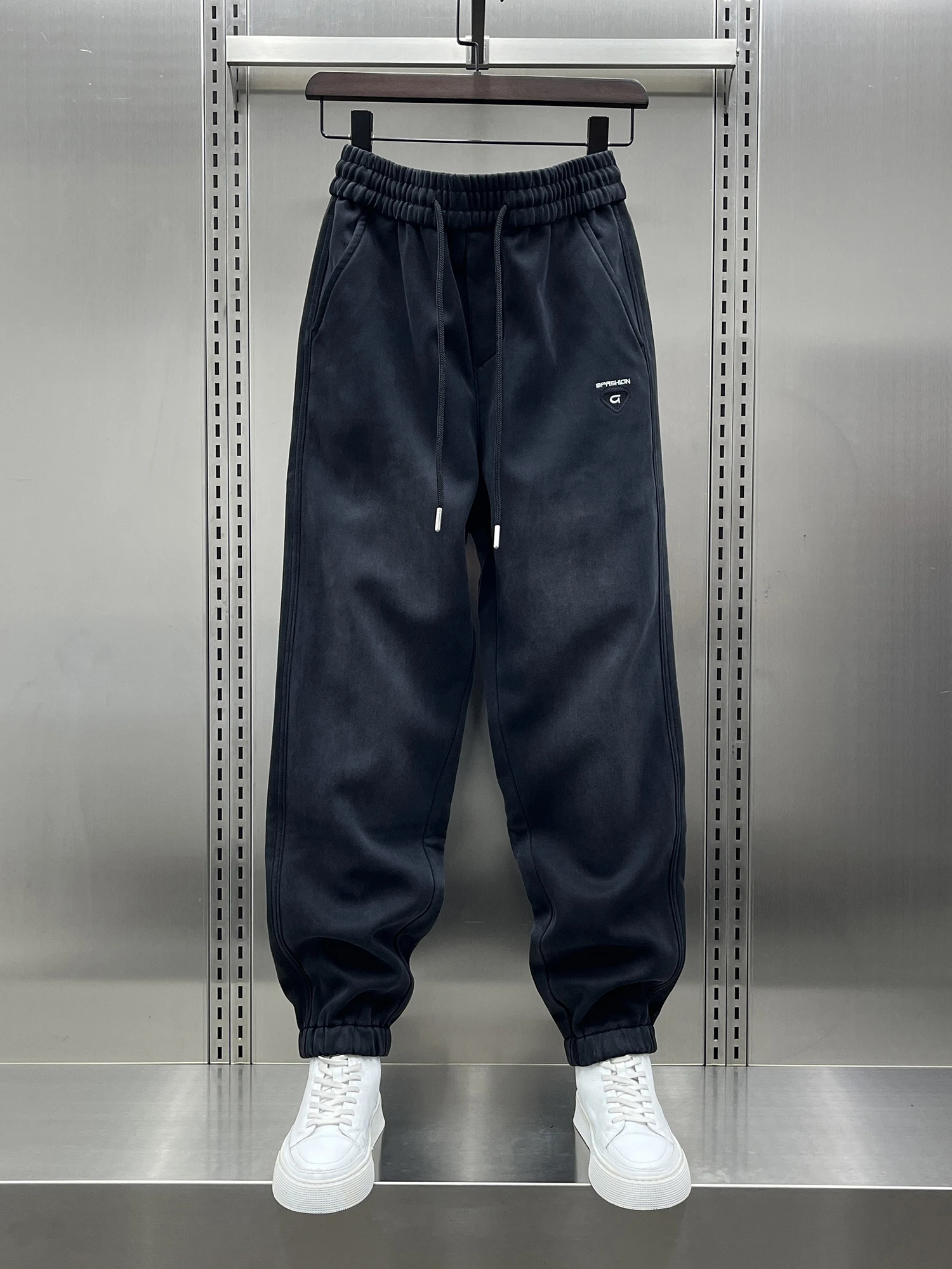 

Модные вышитые спортивные брюки с начесом и прямым кроем для мужчин, трендовая новинка осенне-зимнего сезона