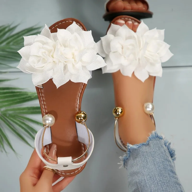 2026 New Women Sandals Flower Decoration Flat Slides Women Lightweight Comfort Beach Shoes Woman Fashion Floral Dress Shoes