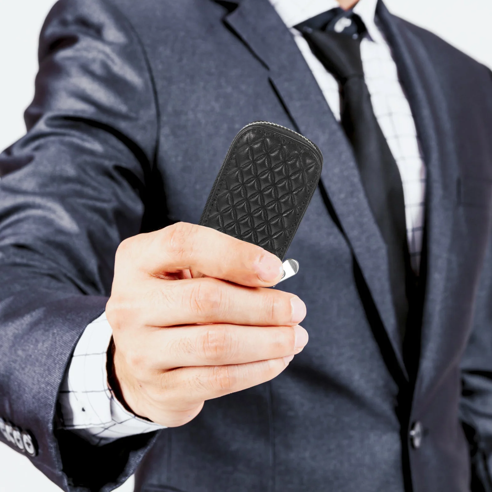 

Vaguelly 1Pc Key Fob Case Protective Pouch for Universal Remote Car Metal Hook Key Cover Holder