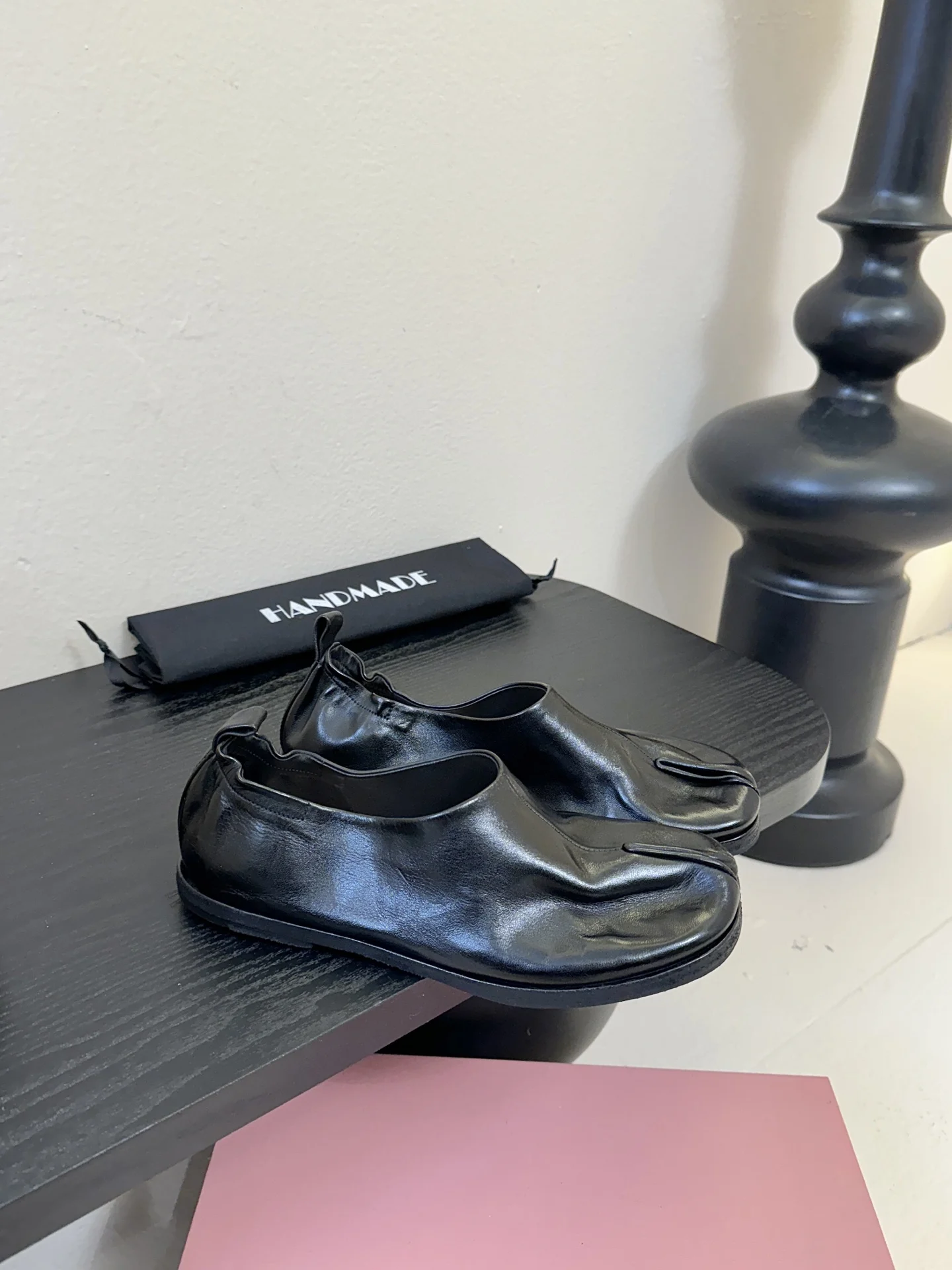 

Women Handmade Black Tabi Loafers Split-toe Traditional Japanese Footwear