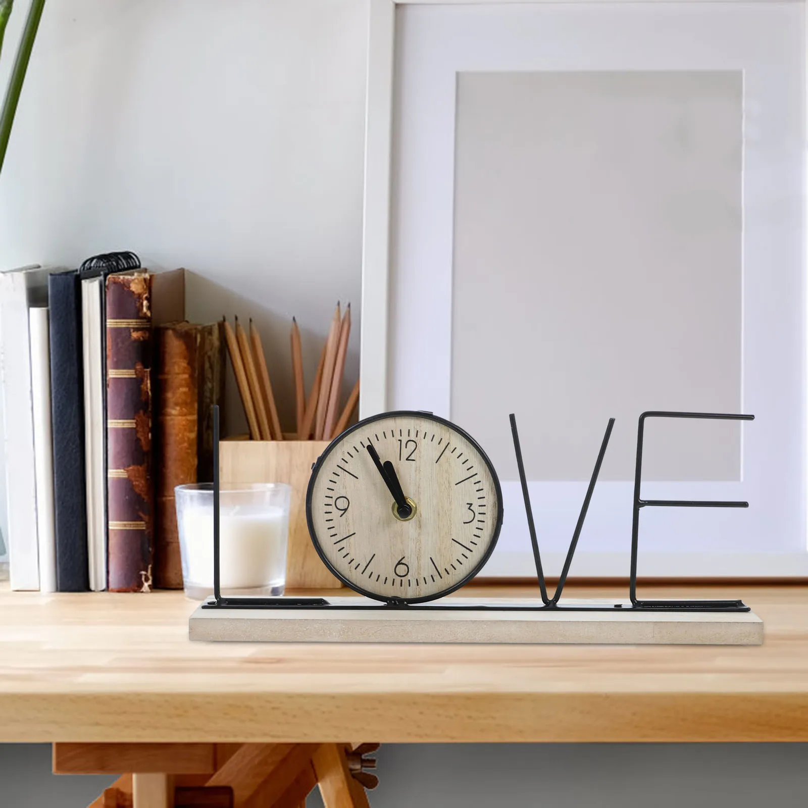 

Desktop Clock Decor Vintage Wood Iron Love Letter Design Non-Ticking Table Clock For Living Room Bedroom Mantel Shelf Retro